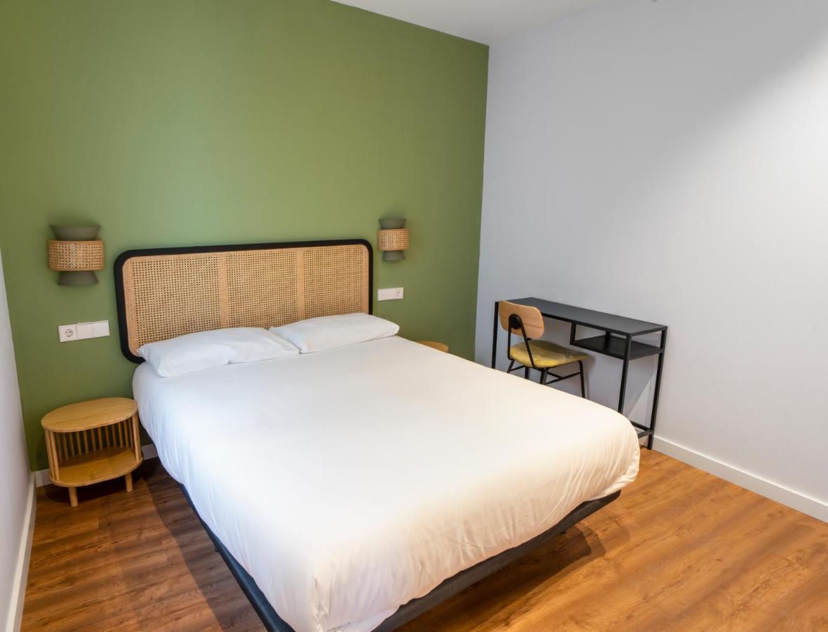 Caliu Apartments Barcelona - Camp Nou L'Hospitalet de Llobregat Ngoại thất bức ảnh