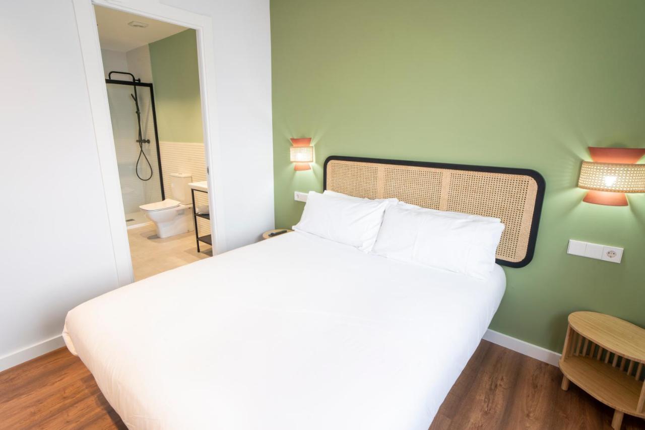 Caliu Apartments Barcelona - Camp Nou L'Hospitalet de Llobregat Ngoại thất bức ảnh